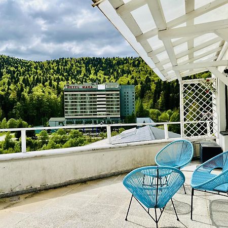 Apartamento Sky Is The Limit Sinaia Exterior foto